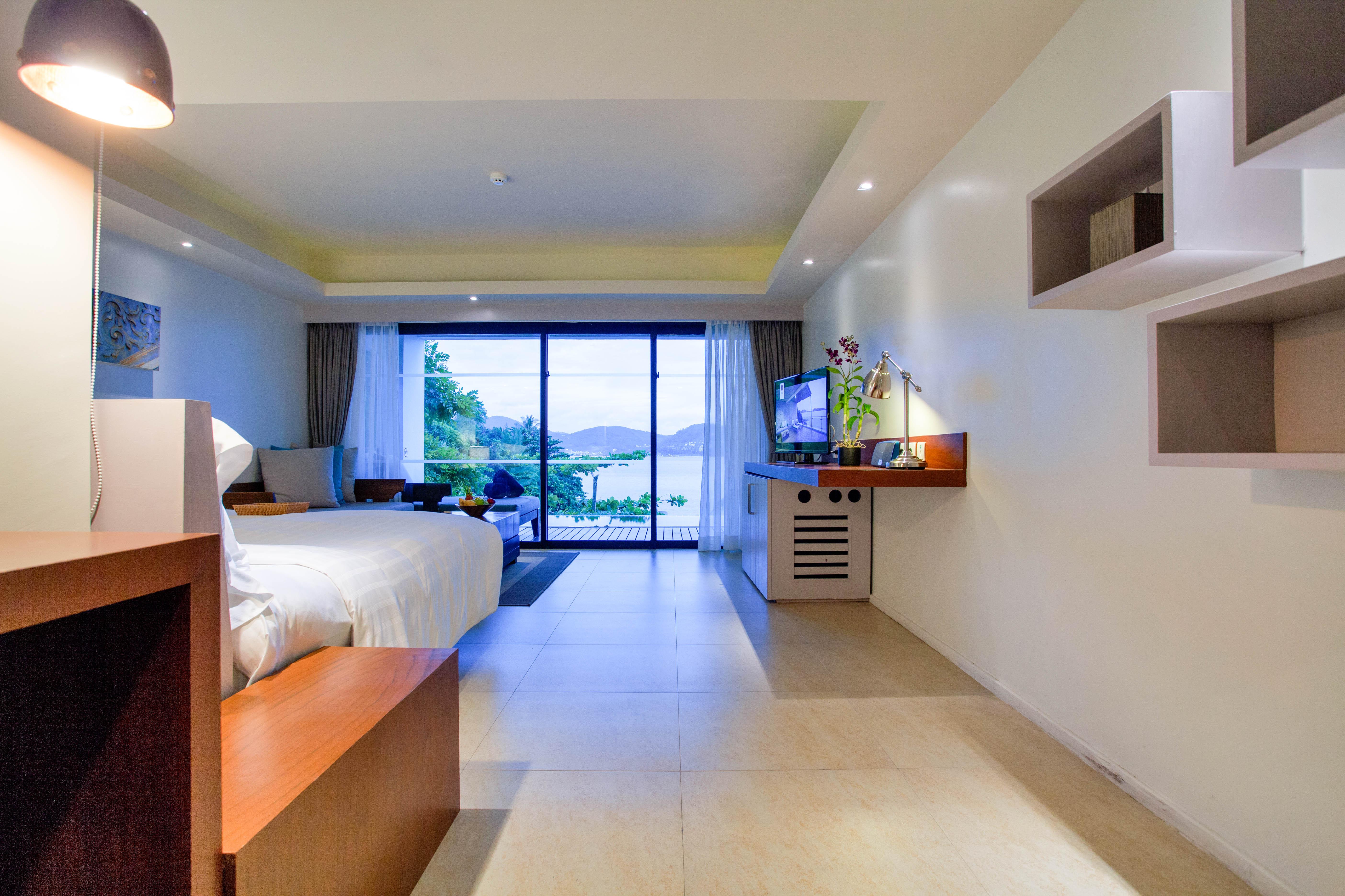 Zenmaya Oceanfront Phuket, Trademark Collection By Wyndham Patong Extérieur photo Deluxe Ocean View