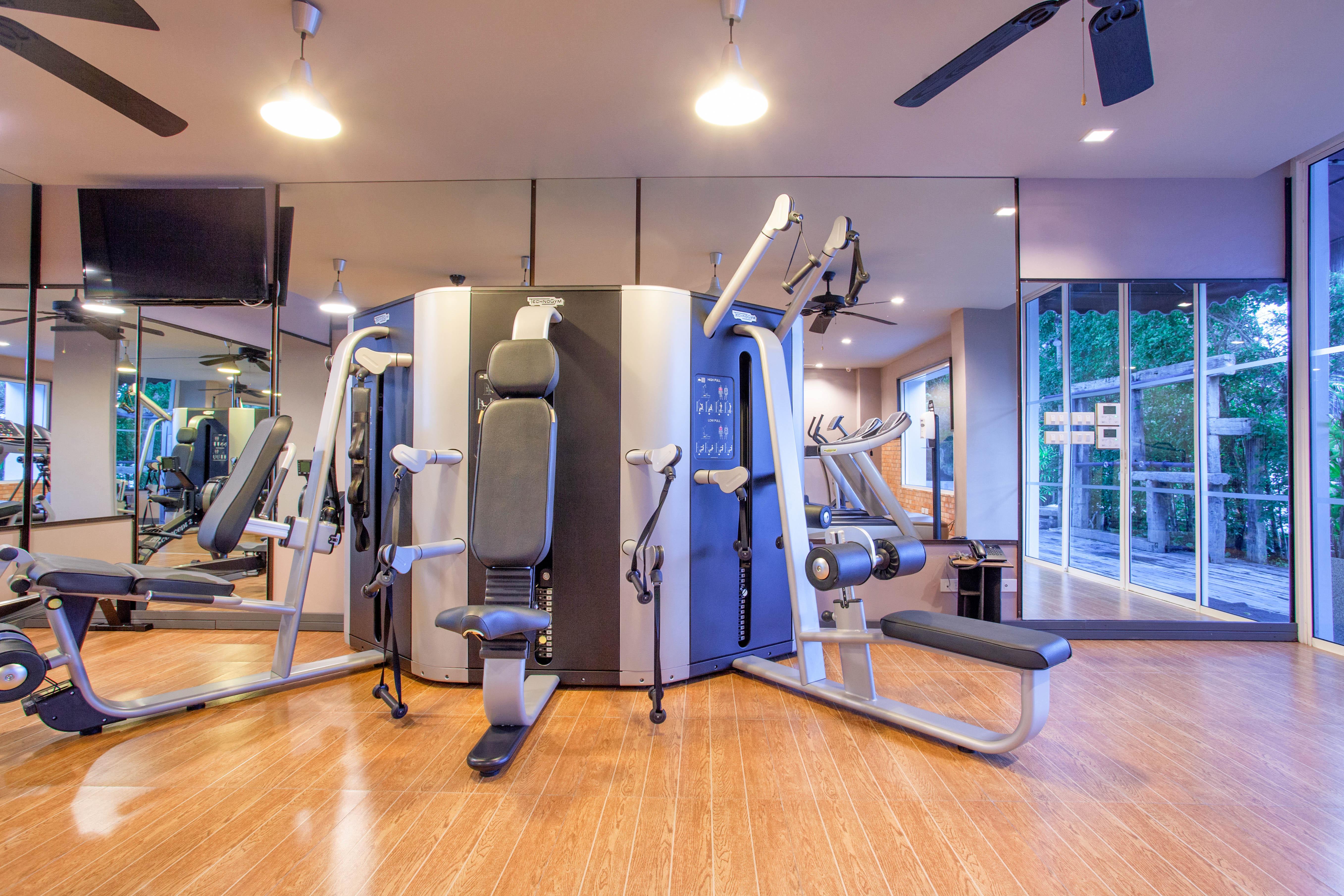 Zenmaya Oceanfront Phuket, Trademark Collection By Wyndham Patong Extérieur photo The gym at the hotel