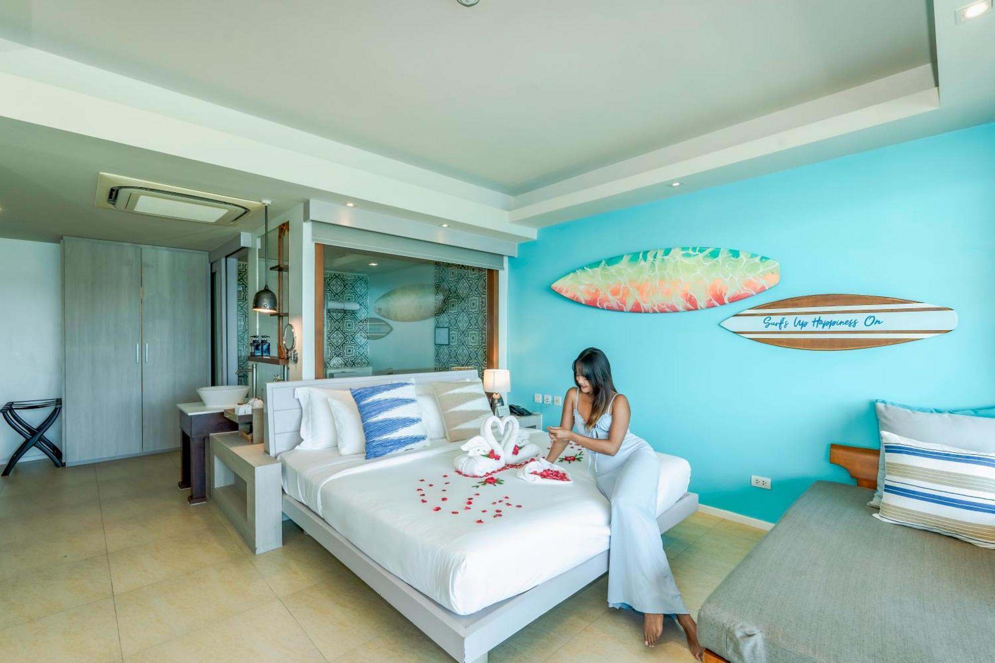 Zenmaya Oceanfront Phuket, Trademark Collection By Wyndham Patong Extérieur photo Deluxe Ocean View