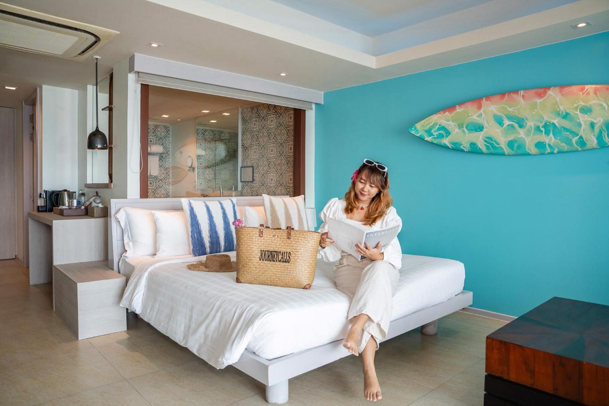 Zenmaya Oceanfront Phuket, Trademark Collection By Wyndham Patong Extérieur photo A guest at the hotel